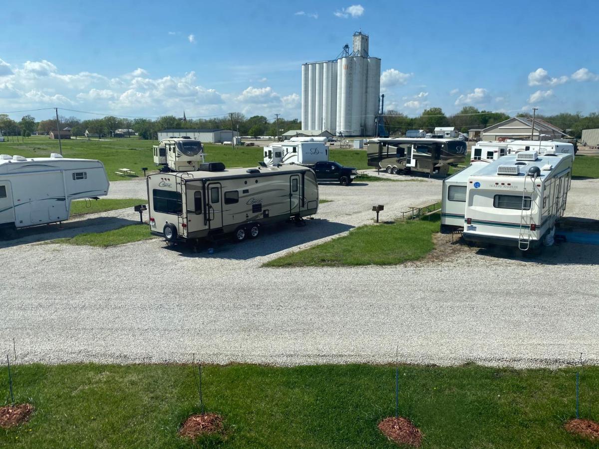 Garnett Hotel & Rv Park 外观 照片